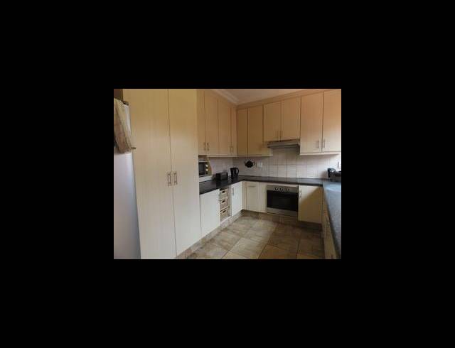 3 BEDROOM HOUSE FOR SALE IN PRIMROSE HILL
